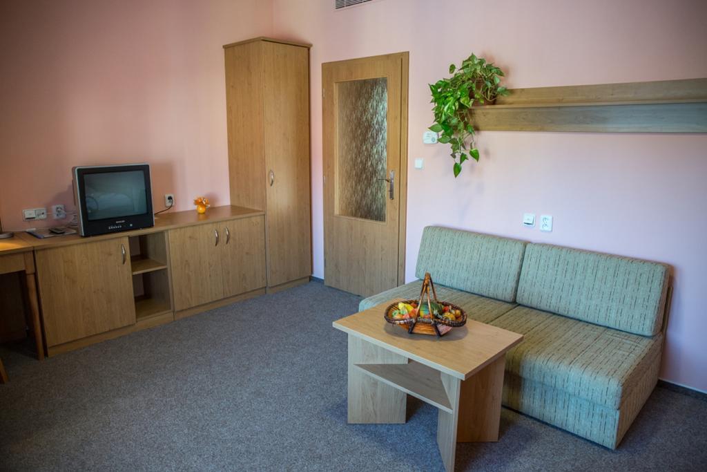 Hotel Na Jizni Přerov Zimmer foto